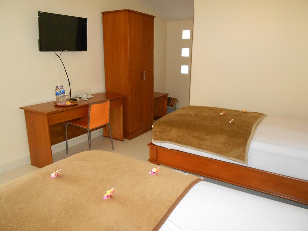 Hotel Grand Wijaya Singaraja Pokój zdjęcie