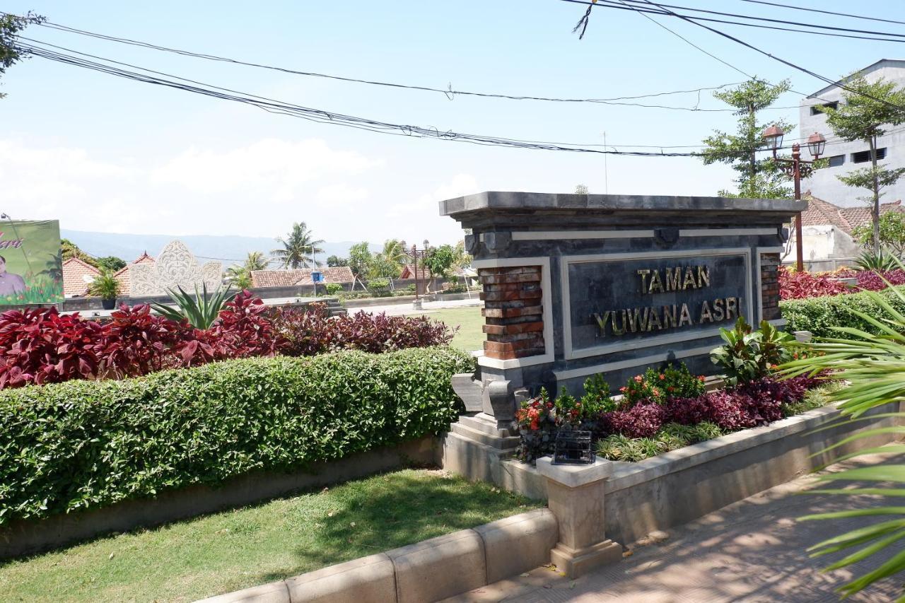 Hotel Grand Wijaya Singaraja Zewnętrze zdjęcie
